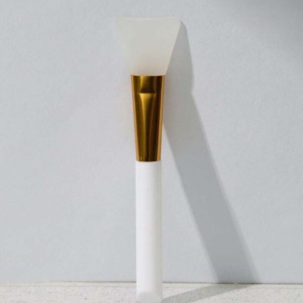 NWT, Silicone Facial Patch Brush for Applying Creams and Face Masks